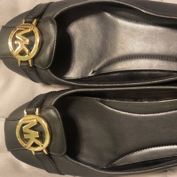 Michael Kors flats sz 9 - Picture 1 of 2